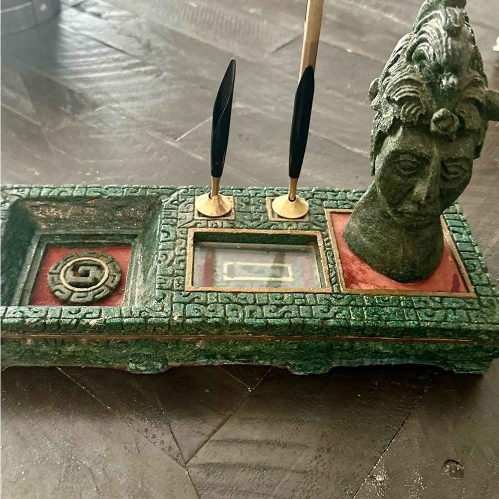 Elegant Green Desk Organizer with Pen Holders